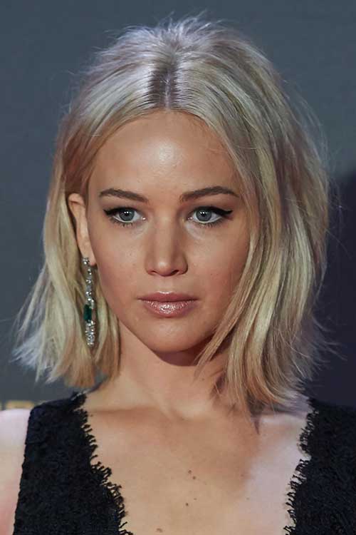 Rövid hajvágás Jennifer Lawrence